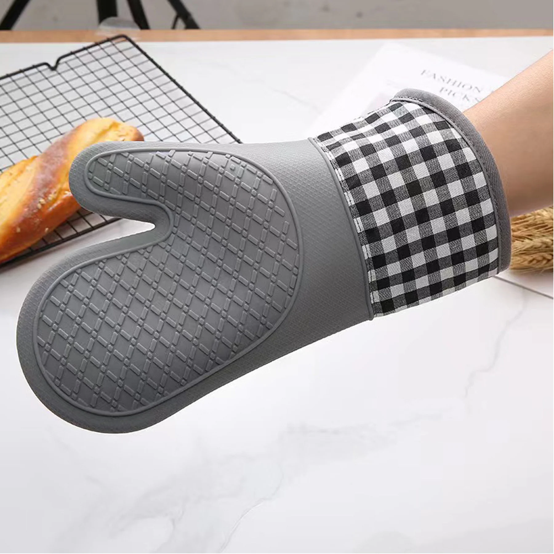 Silicone Oven Mitts