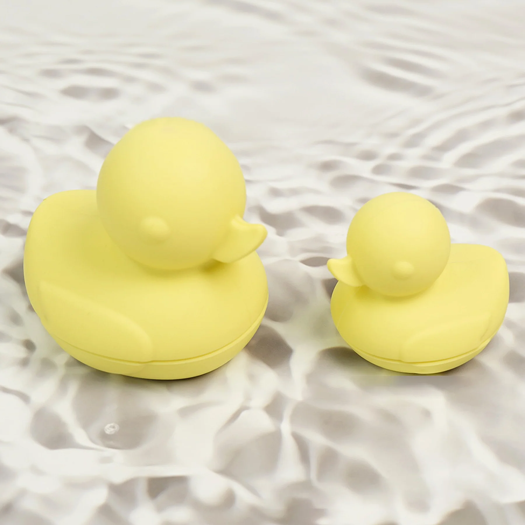 Duck Duck Spray Bath Toy