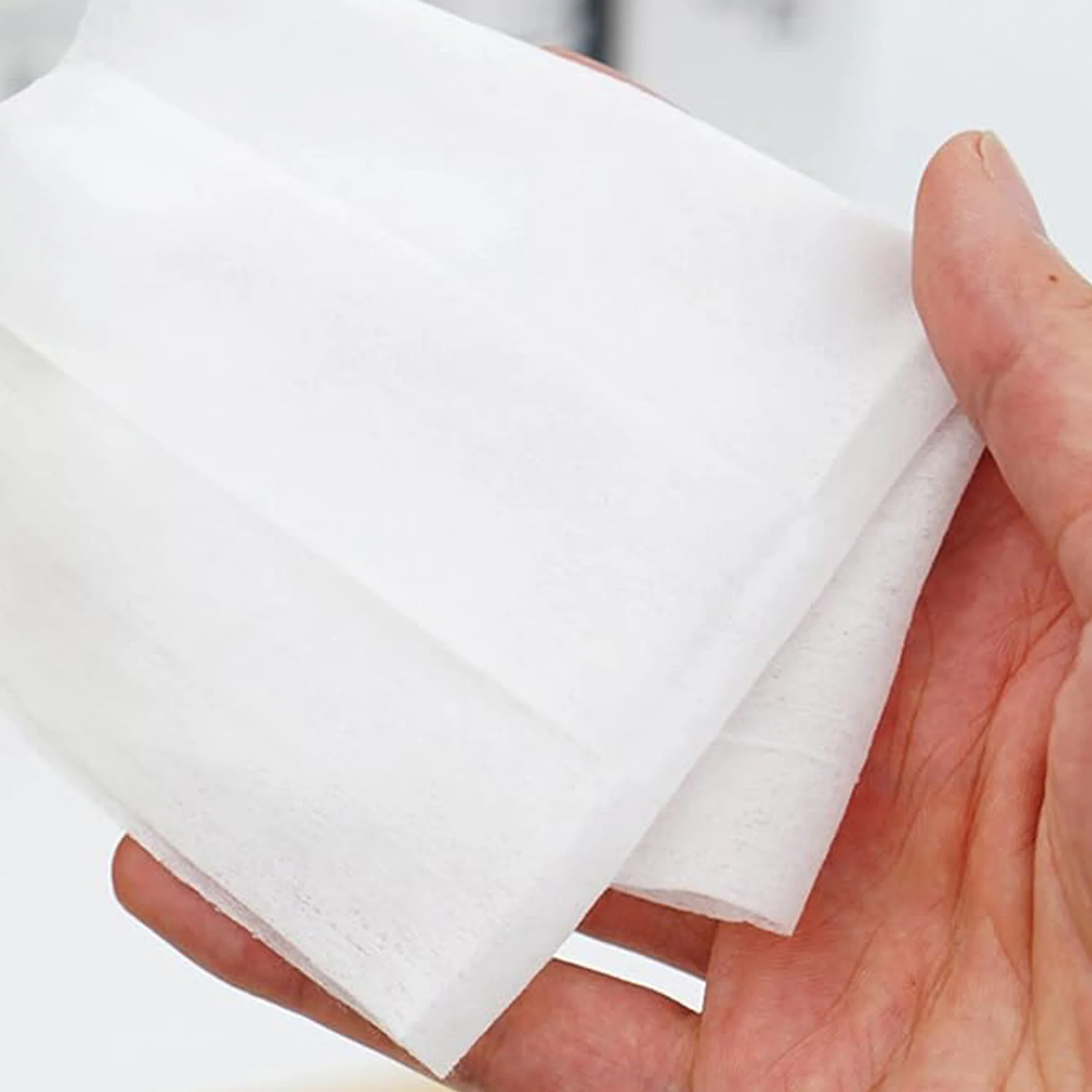 Hand Towels And Wet Napkins Are Individually Packaged